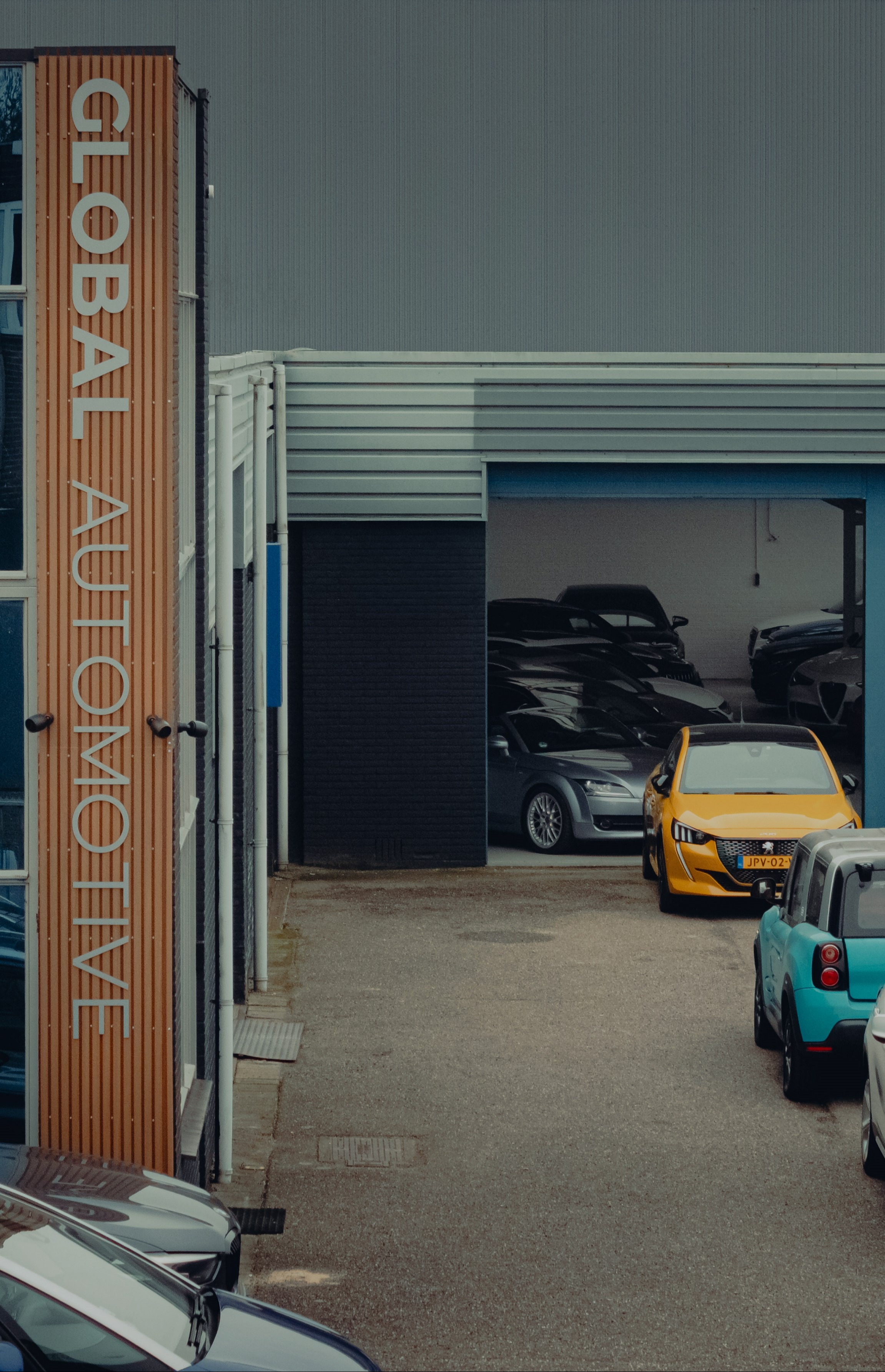 Menu ImageHome | Global Automotive