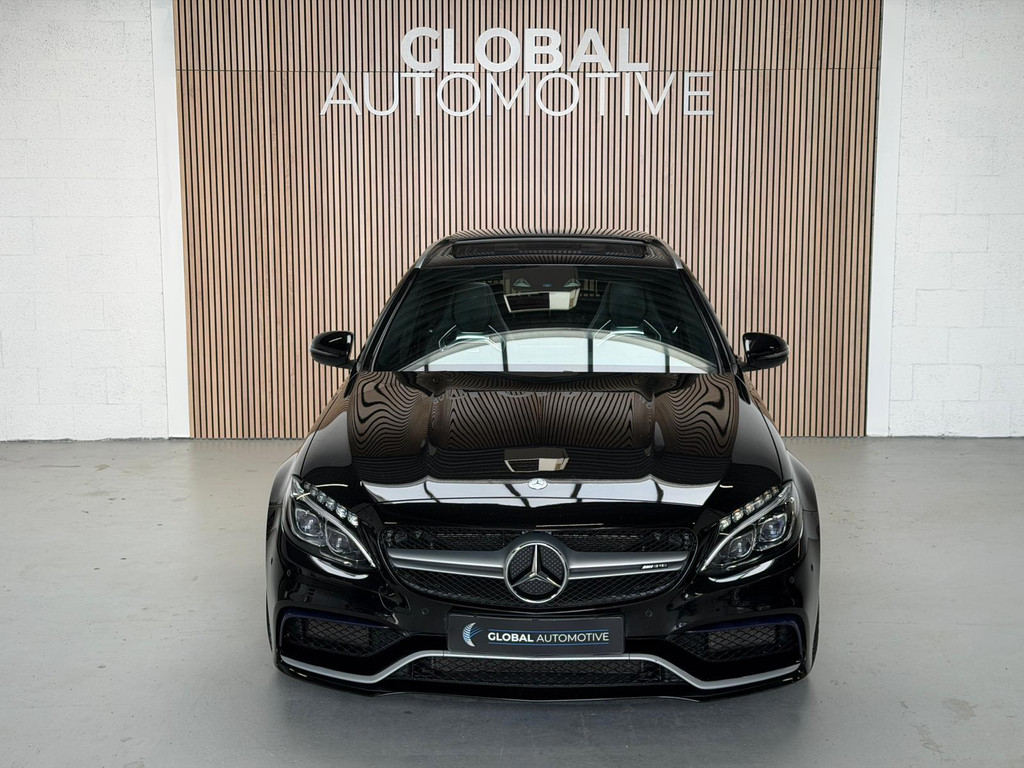 Mercedes-Benz C-Klasse Estate AMG 63 - PANO - SCHAALSTOELEN - BURMESTER 53433695-3.jpg | Global Automotive