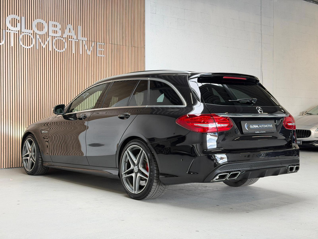 Mercedes-Benz C-Klasse Estate AMG 63 - PANO - SCHAALSTOELEN - BURMESTER 53433695-34.jpg | Global Automotive