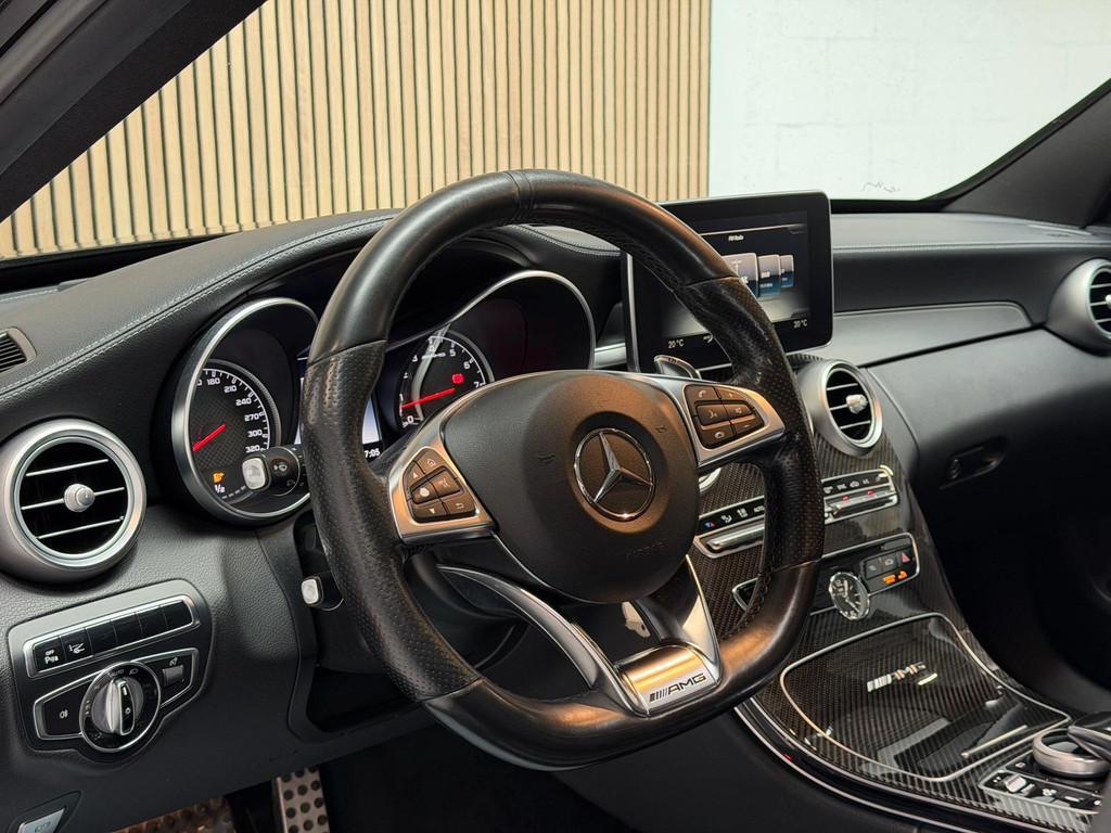 Mercedes-Benz C-Klasse Estate AMG 63 - PANO - SCHAALSTOELEN - BURMESTER 53433695-36.jpg | Global Automotive