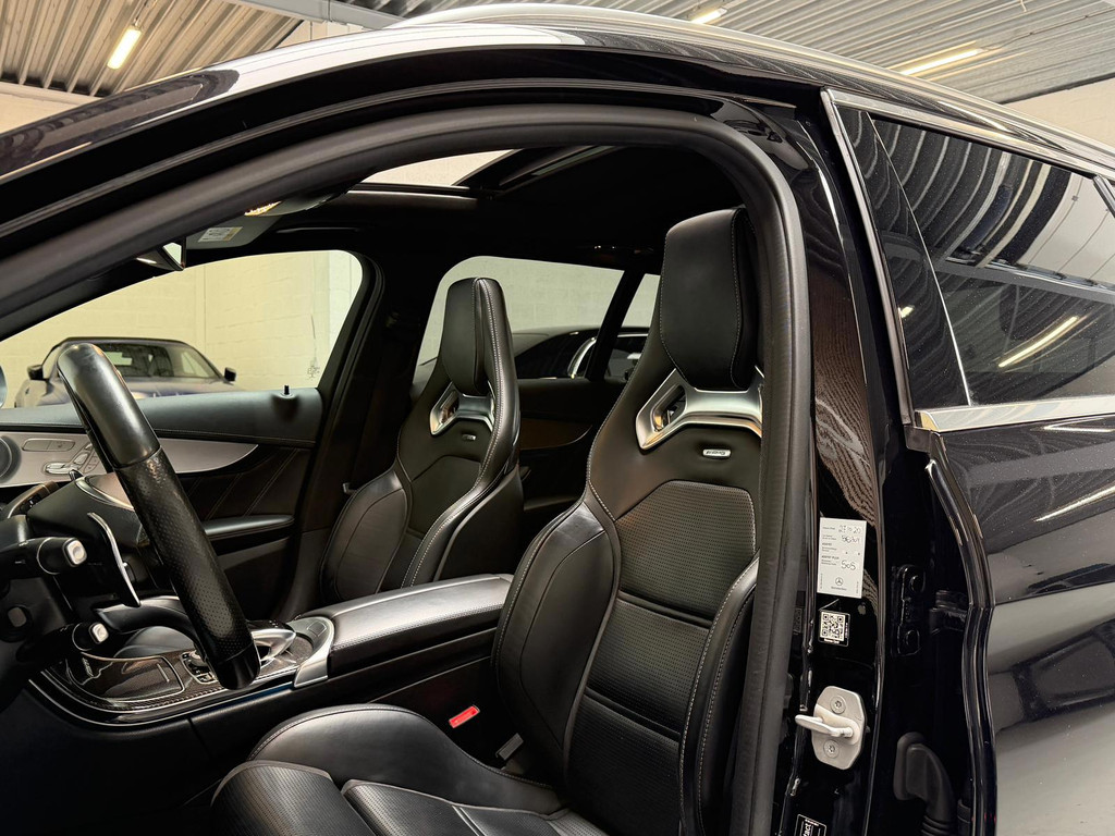 Mercedes-Benz C-Klasse Estate AMG 63 - PANO - SCHAALSTOELEN - BURMESTER 53433695-37.jpg | Global Automotive