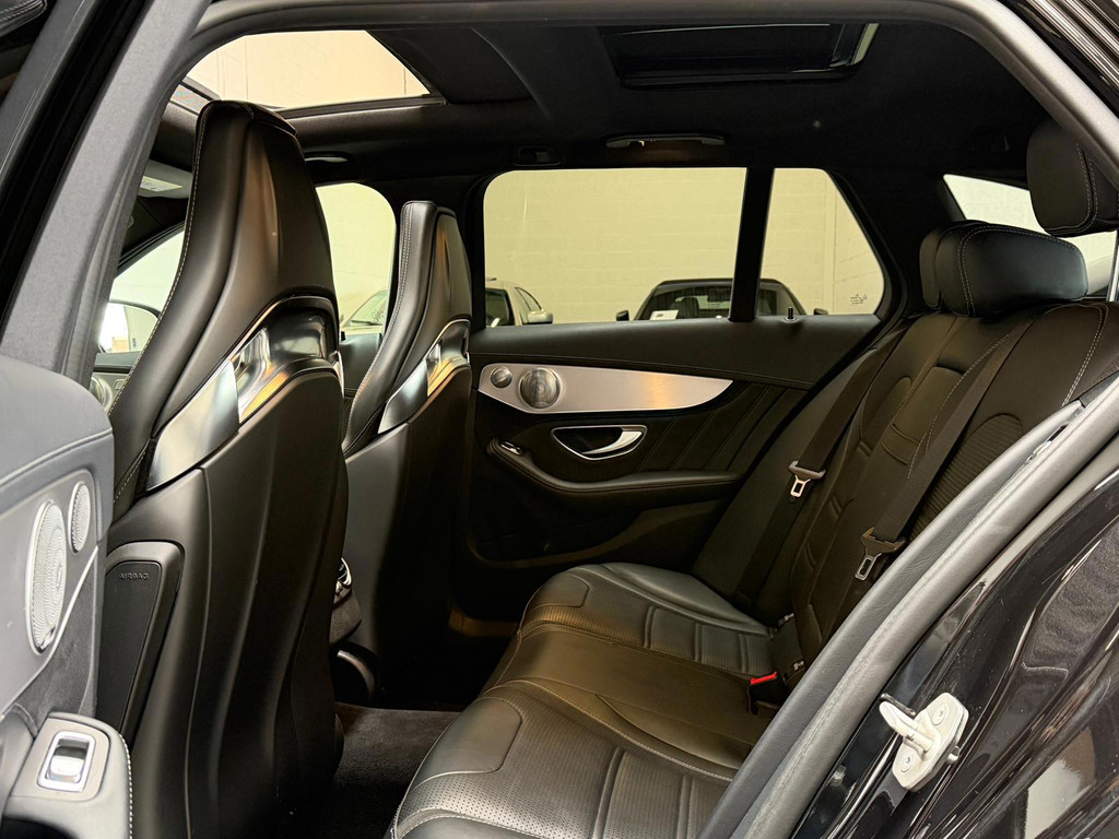 Mercedes-Benz C-Klasse Estate AMG 63 - PANO - SCHAALSTOELEN - BURMESTER 53433695-39.jpg | Global Automotive