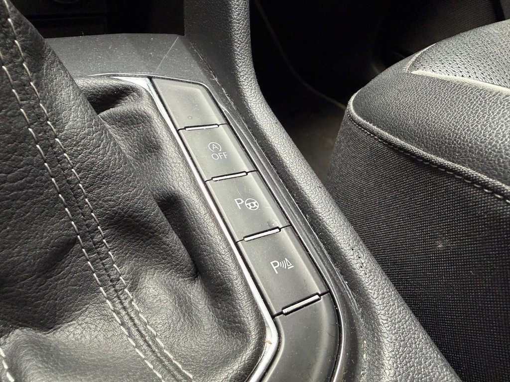 Volkswagen Tiguan Allspace 1.5 TSI R LINE - PANORAMADAK - AUTOMAAT - R-LINE - STOELVENTILATIE 53689114-13.jpg | Global Automotive