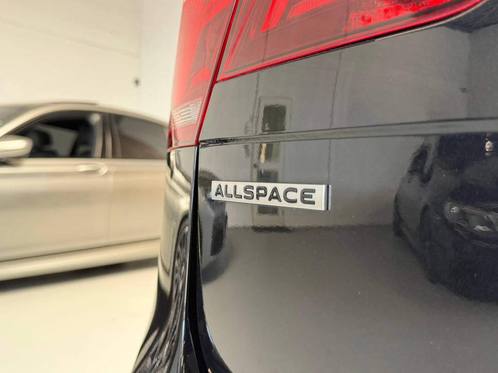 Volkswagen Tiguan Allspace 1.5 TSI R LINE - PANORAMADAK - AUTOMAAT - R-LINE - STOELVENTILATIE 53689114-29.jpg | Global Automotive