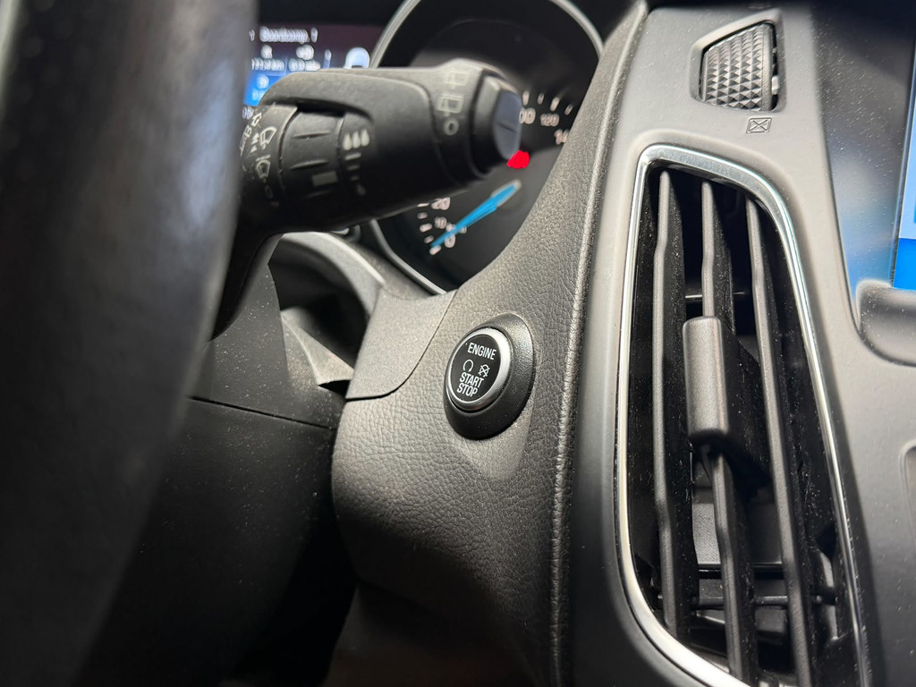 Ford Focus Wagon 1.0 EcoBoost ST Line Business - STUUR STOELVERWARMING - CLIMATE CONTROL 54753738-16.jpg | Global Automotive