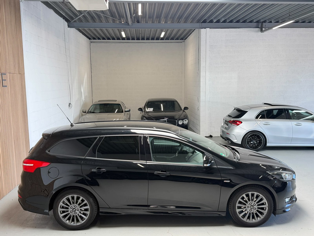 Ford Focus Wagon 1.0 EcoBoost ST Line Business - STUUR STOELVERWARMING - CLIMATE CONTROL 54753738-17.jpg | Global Automotive