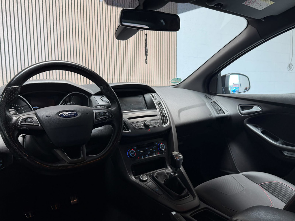 Ford Focus Wagon 1.0 EcoBoost ST Line Business - STUUR STOELVERWARMING - CLIMATE CONTROL 54753738-23.jpg | Global Automotive