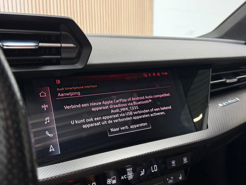 Audi RS3 A3 Sportback 2.5 TFSI quattro - PANO - B&O - HEAD UP - RS STOELEN 55770688-10.jpg | Global Automotive