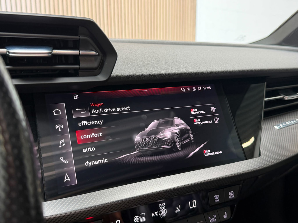 Audi RS3 A3 Sportback 2.5 TFSI quattro - PANO - B&O - HEAD UP - RS STOELEN 55770688-12.jpg | Global Automotive