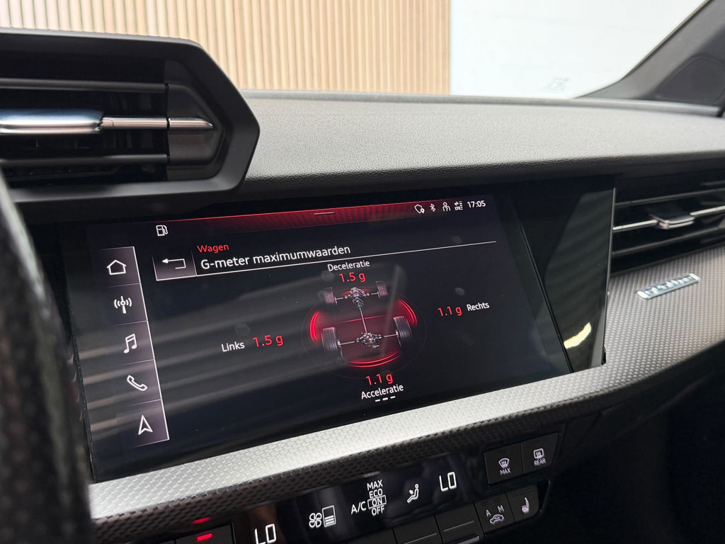 Audi RS3 A3 Sportback 2.5 TFSI quattro - PANO - B&O - HEAD UP - RS STOELEN 55770688-14.jpg | Global Automotive