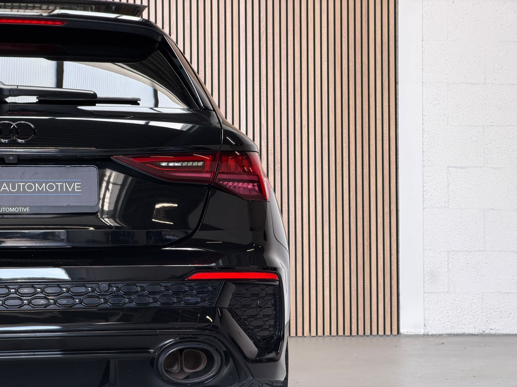 Audi RS3 A3 Sportback 2.5 TFSI quattro - PANO - B&O - HEAD UP - RS STOELEN 55770688-22.jpg | Global Automotive