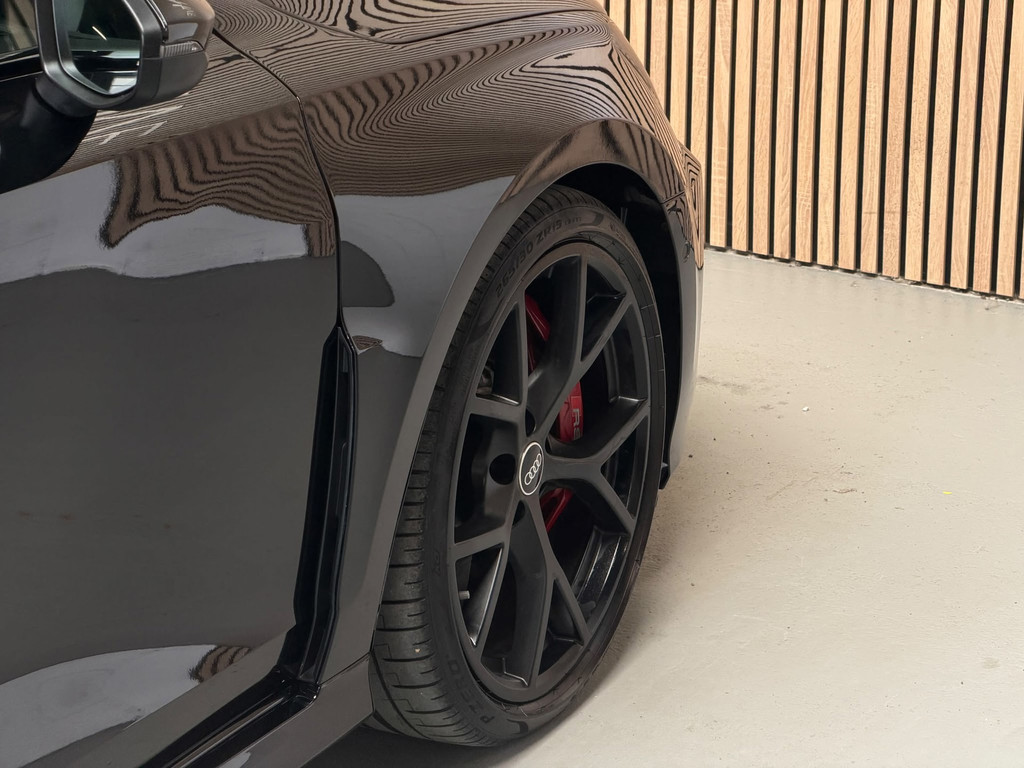 Audi RS3 A3 Sportback 2.5 TFSI quattro - PANO - B&O - HEAD UP - RS STOELEN 55770688-25.jpg | Global Automotive