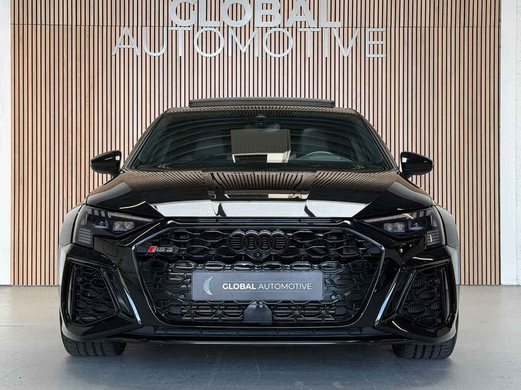 Audi RS3 A3 Sportback 2.5 TFSI quattro - PANO - B&O - HEAD UP - RS STOELEN 55770688-29.jpg | Global Automotive