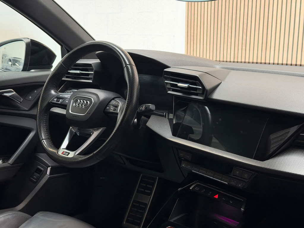 Audi RS3 A3 Sportback 2.5 TFSI quattro - PANO - B&O - HEAD UP - RS STOELEN 55770688-36.jpg | Global Automotive