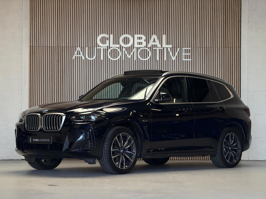 BMW X3 XDrive30e High Executive - M PAKKET - PANORAMADAK - M REMMEN - LEER 56470828-0.jpg | Global Automotive