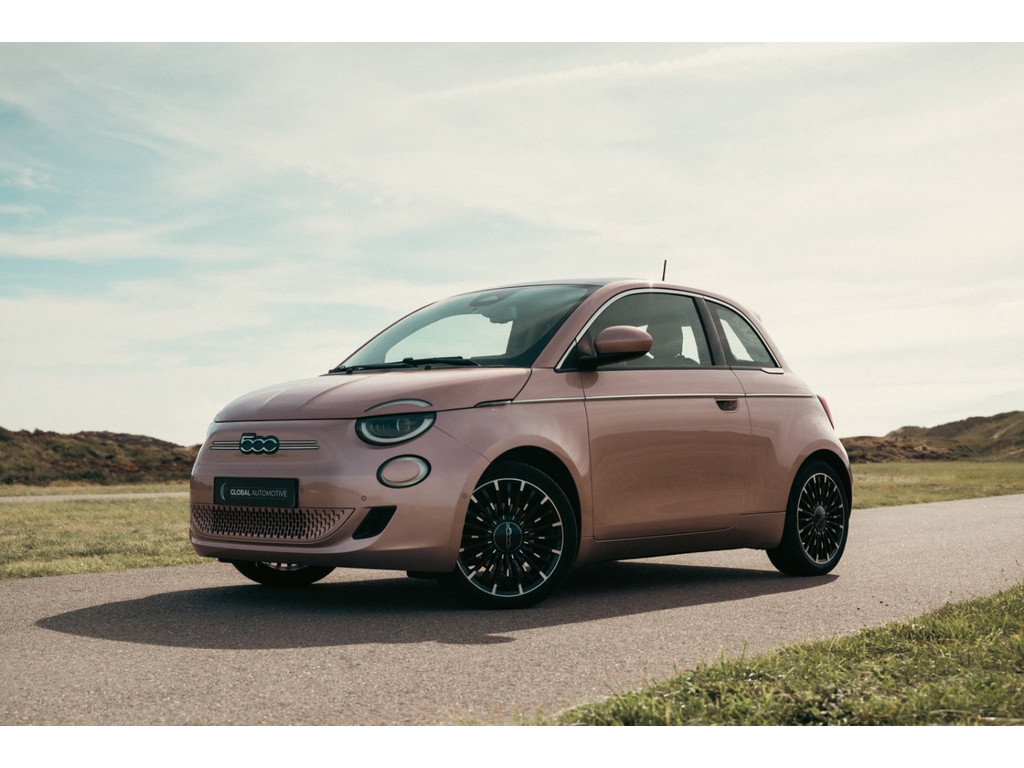 Fiat 500 3+1 La Prima 42 kWh - CARPLAY - PANORAMADAK - LEER - 17 INCH 56532598-0.jpg | Global Automotive