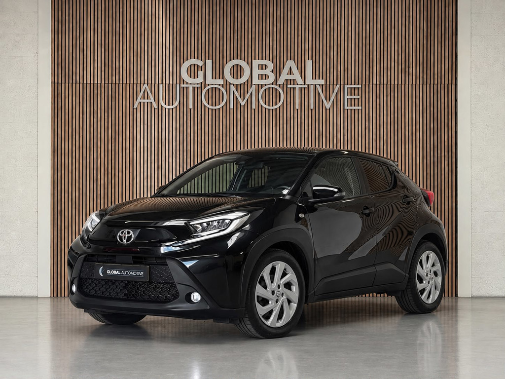 Toyota Aygo X 1.0 VVT-i MT first - CAMERA - 17'' - CLIMATE CONTROL 56641949-0.jpg | Global Automotive