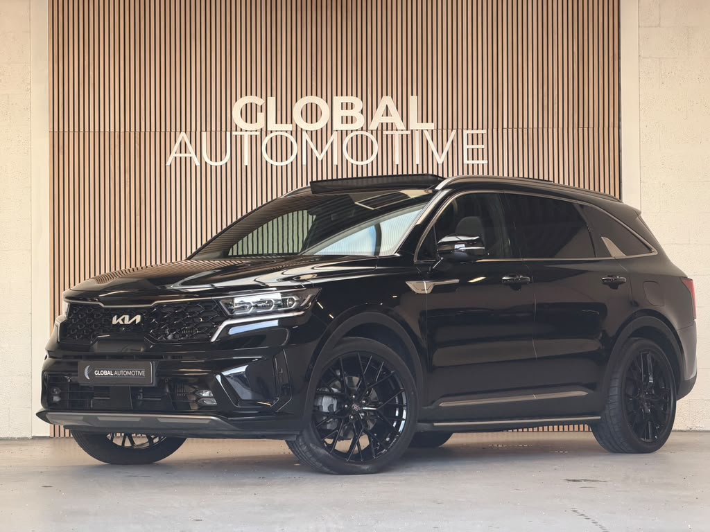 Kia Sorento 1.6 T-GDI Plug-in Hybrid 4WD PLATINUM - LEDER - PANORAMADAK - 360 CAMERA - CARPLAY - STOELVENTILATIE 57574147-0.jpg | Global Automotive