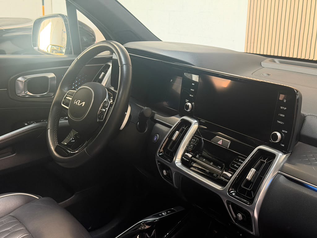 Kia Sorento 1.6 T-GDI Plug-in Hybrid 4WD PLATINUM - LEDER - PANORAMADAK - 360 CAMERA - CARPLAY - STOELVENTILATIE 57574147-41.jpg | Global Automotive