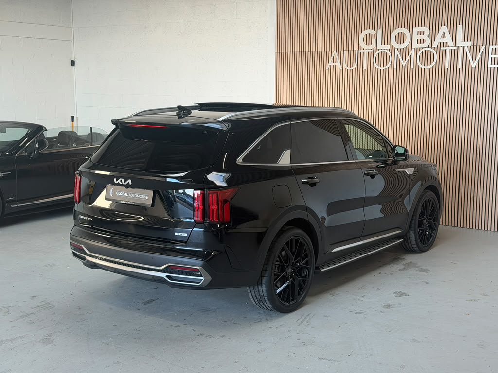 Kia Sorento 1.6 T-GDI Plug-in Hybrid 4WD PLATINUM - LEDER - PANORAMADAK - 360 CAMERA - CARPLAY - STOELVENTILATIE 57574147-47.jpg | Global Automotive