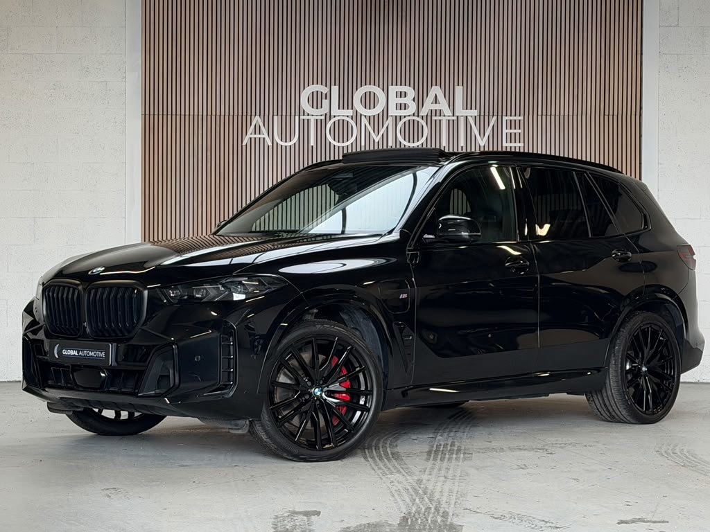 BMW X5 XDrive50e - M Sport Pro - M Stoelen - Alcantara Hemel - 22" - Trekhaak - Skylounge - Panoramadak 57678903-0.jpg | Global Automotive