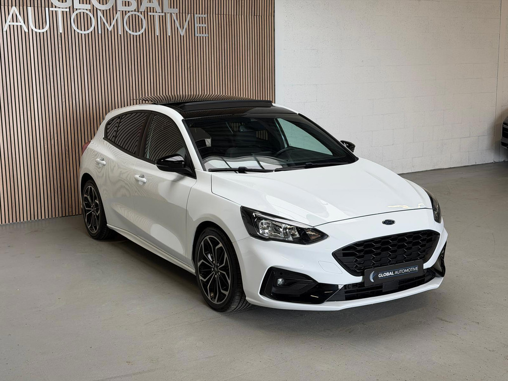 Ford Focus 1.0 EcoBoost ST Line Business - Panoramadak - Camera - ECC 57819027-1.jpg | Global Automotive