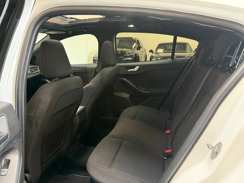 Ford Focus 1.0 EcoBoost ST Line Business - Panoramadak - Camera - ECC 57819027-43.jpg | Global Automotive