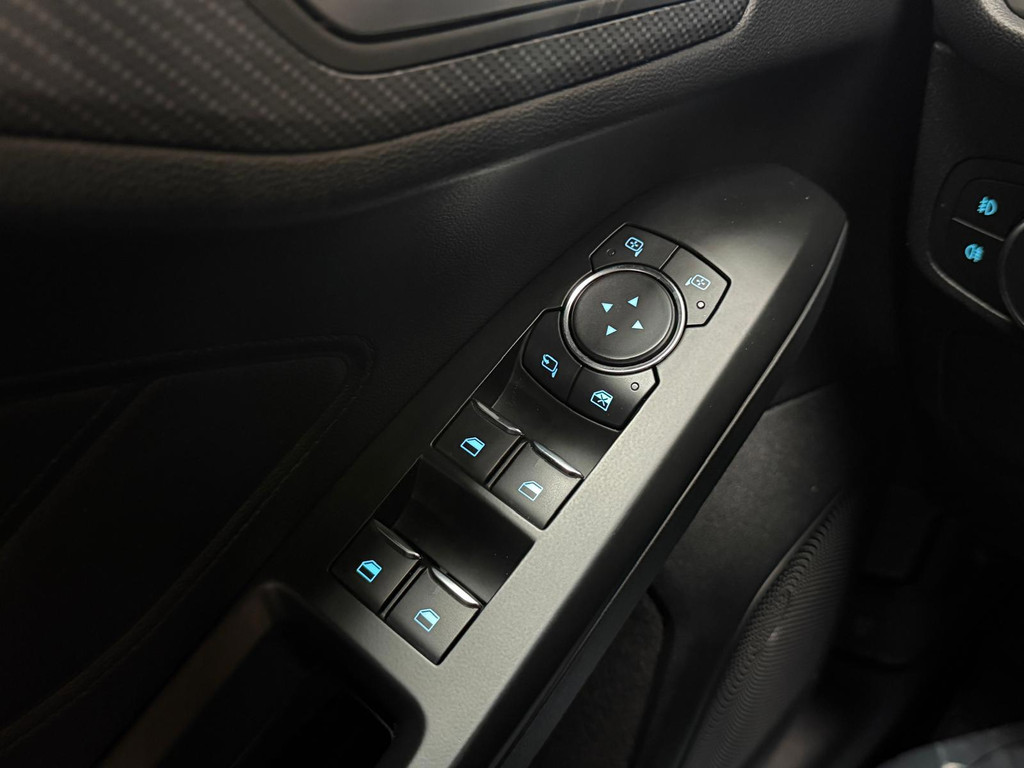 Ford Focus 1.0 EcoBoost ST Line Business - Panoramadak - Camera - ECC 57819027-45.jpg | Global Automotive
