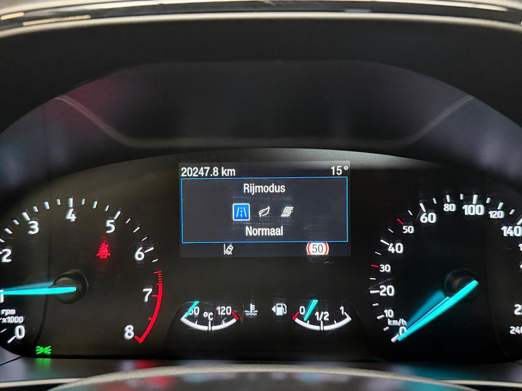 Ford Focus 1.0 EcoBoost ST Line Business - Panoramadak - Camera - ECC 57819027-8.jpg | Global Automotive